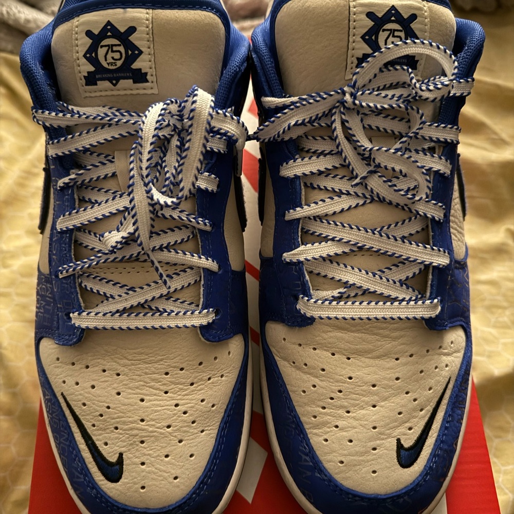 Nike Dunk Low SB Jackie Robinson’s size 12
